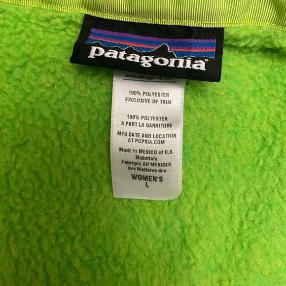 Patagonia Bright Green Vest. - Picture 5 of 5